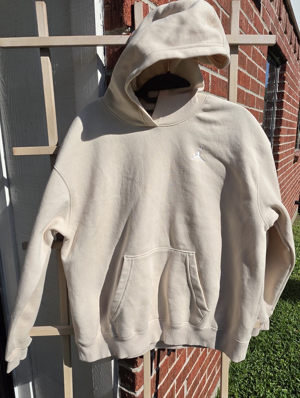 Jordan Medium Beige Pullover Hoodie